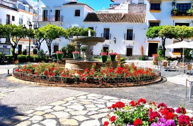 Bella Vista Leilighet Estepona Eksteriør bilde
